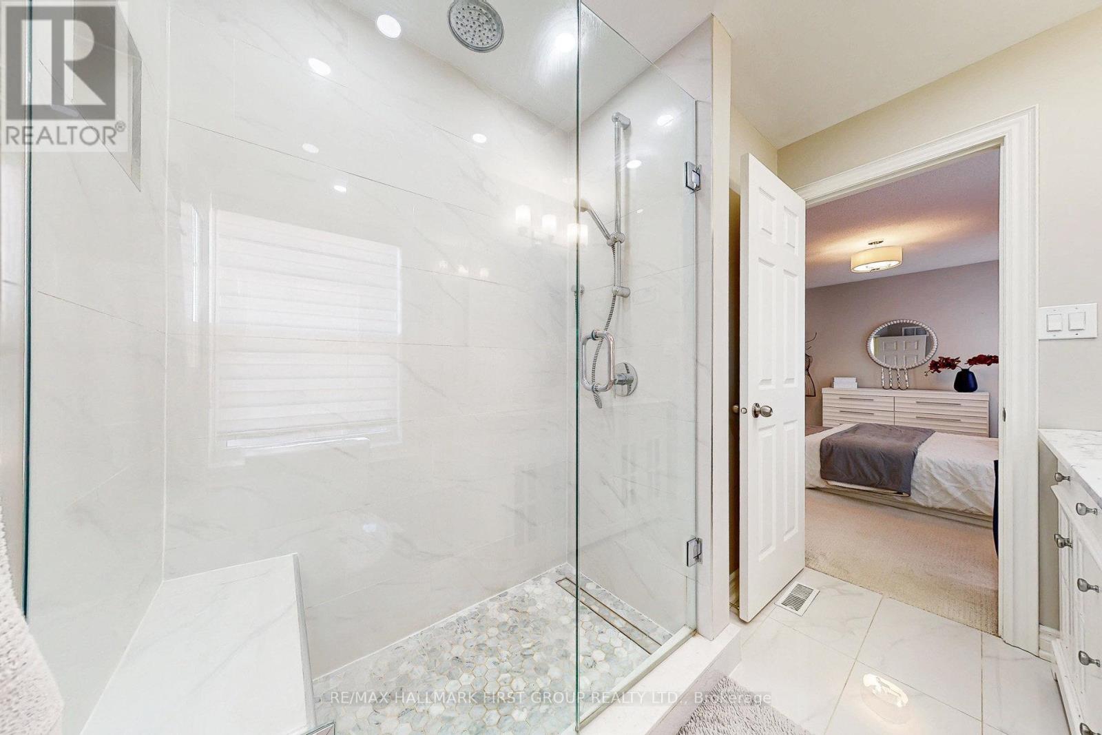 10 - 575 Steeple Hill, Pickering, Ontario  L1V 7E4 - Photo 36 - E12753068