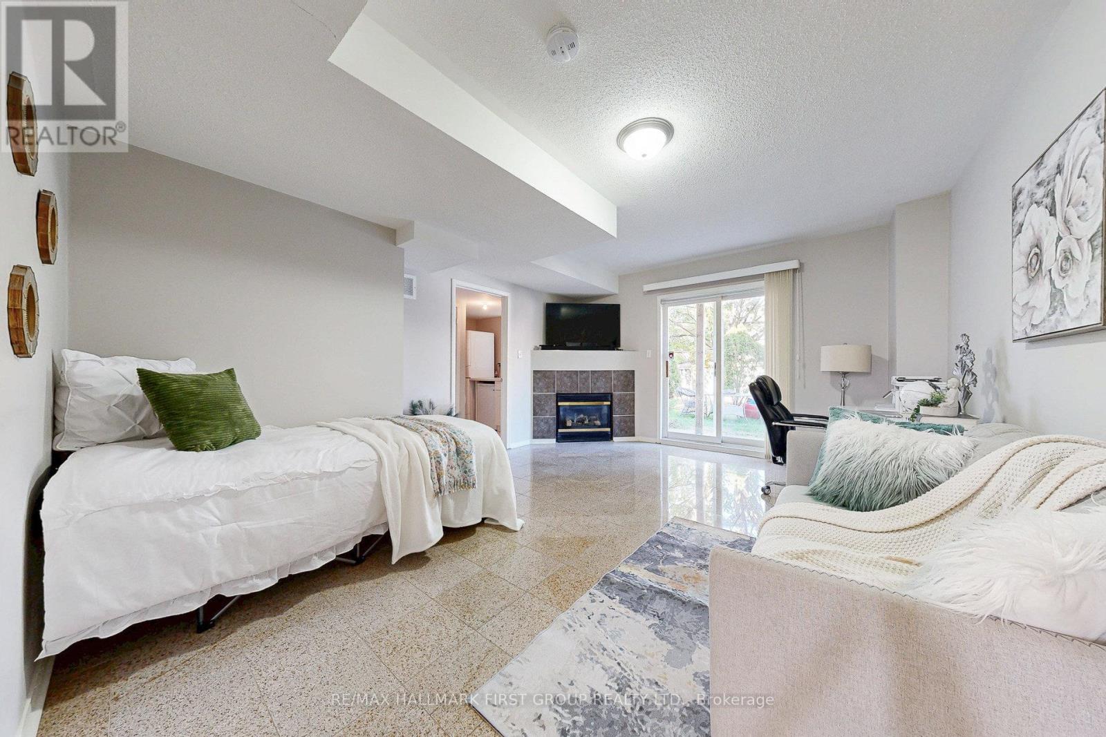 10 - 575 Steeple Hill, Pickering, Ontario  L1V 7E4 - Photo 42 - E12753068