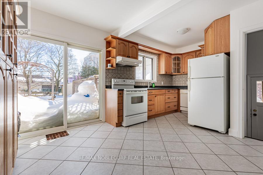 93 Mcintosh Street, Toronto, Ontario  M1N 3Y6 - Photo 5 - E12753092