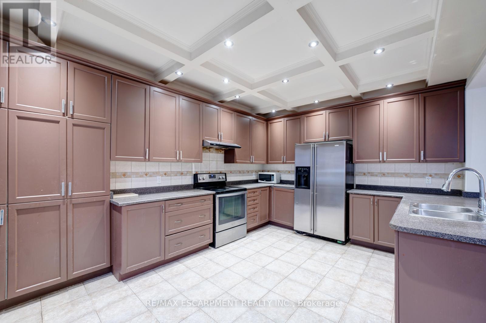 1140 Beneford Road, Oshawa, Ontario  L1K 0A2 - Photo 7 - E12753154