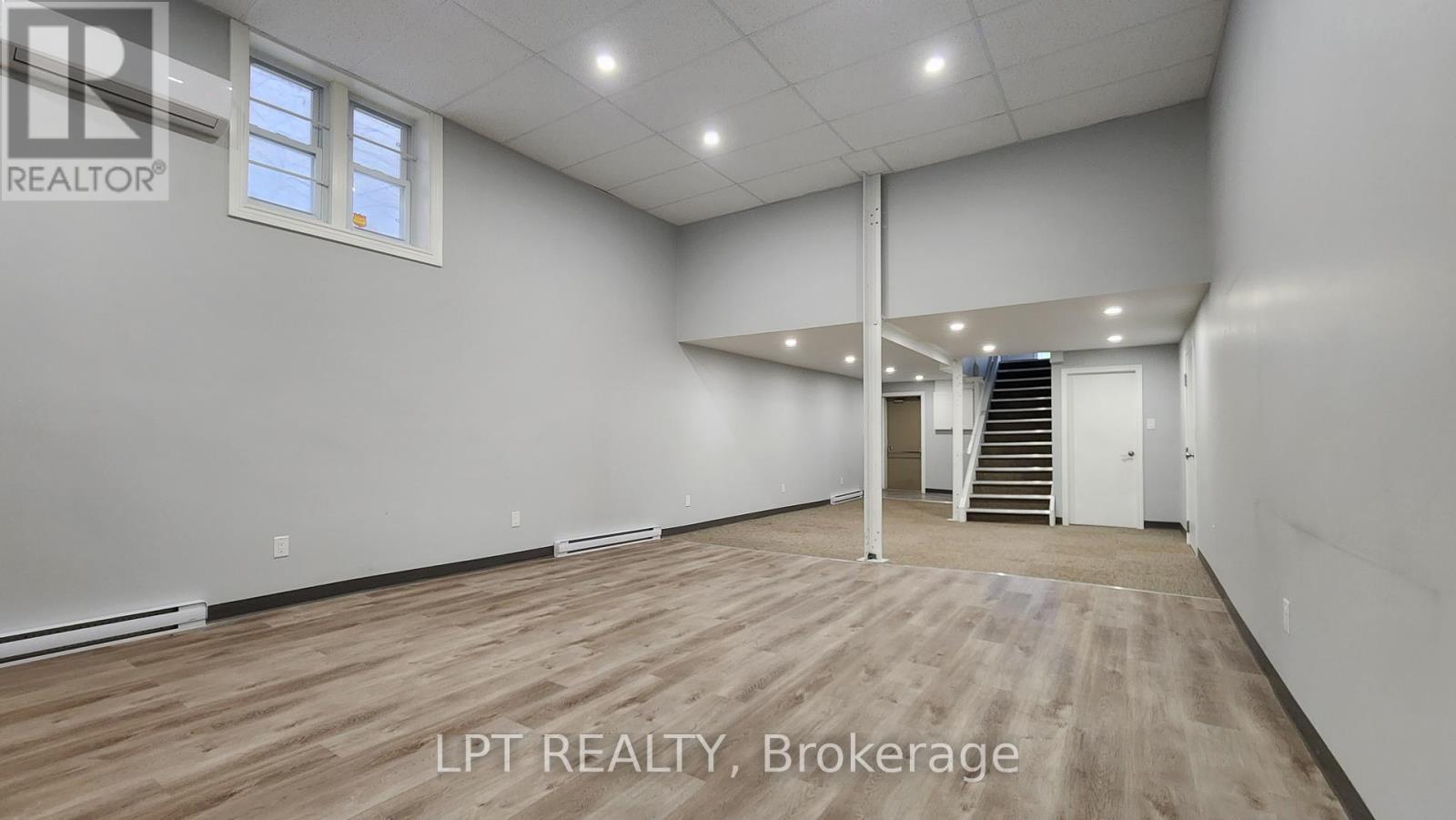 Midfloor - 59 Collier Street, Barrie, Ontario  L4M 1G7 - Photo 11 - S12637912