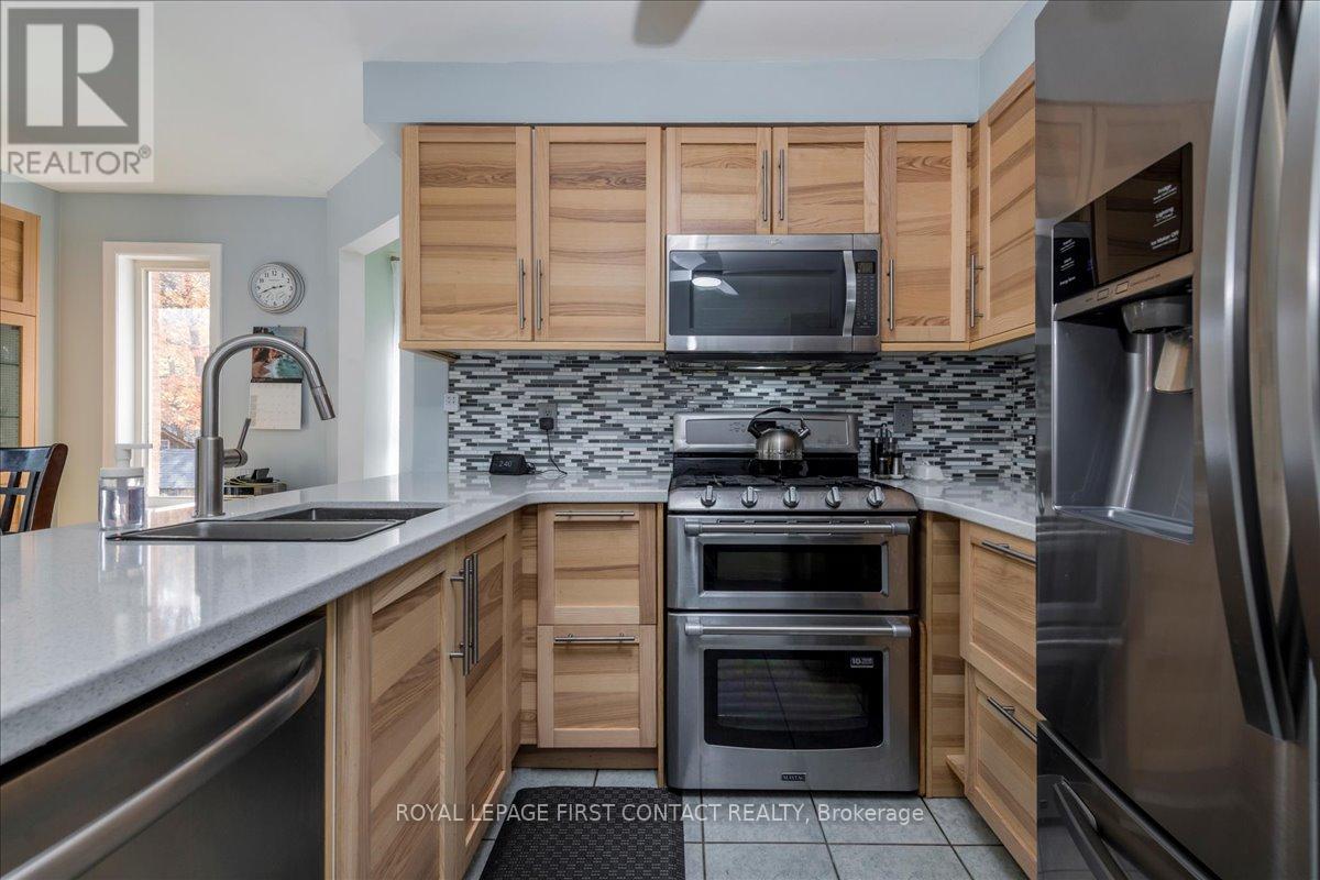 701 Happy Vale Drive, Innisfil, Ontario  L9S 2E6 - Photo 11 - N12752956