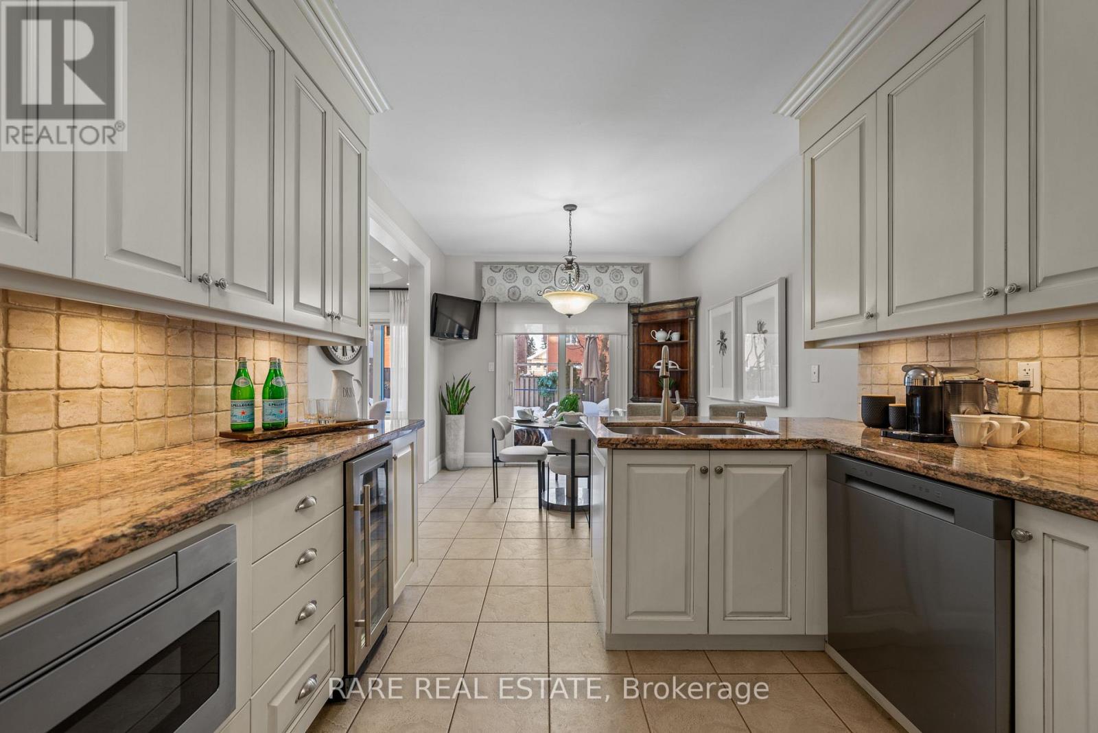 32 Strauss Road, Vaughan, Ontario  L4J 8Z6 - Photo 9 - N12753072