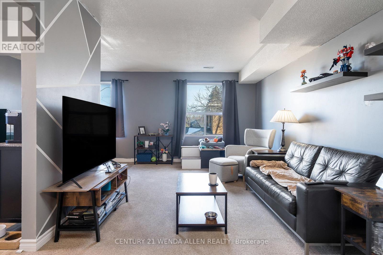 70 Victoria Street E, New Tecumseth, Ontario  L9R 1R2 - Photo 11 - N12753100