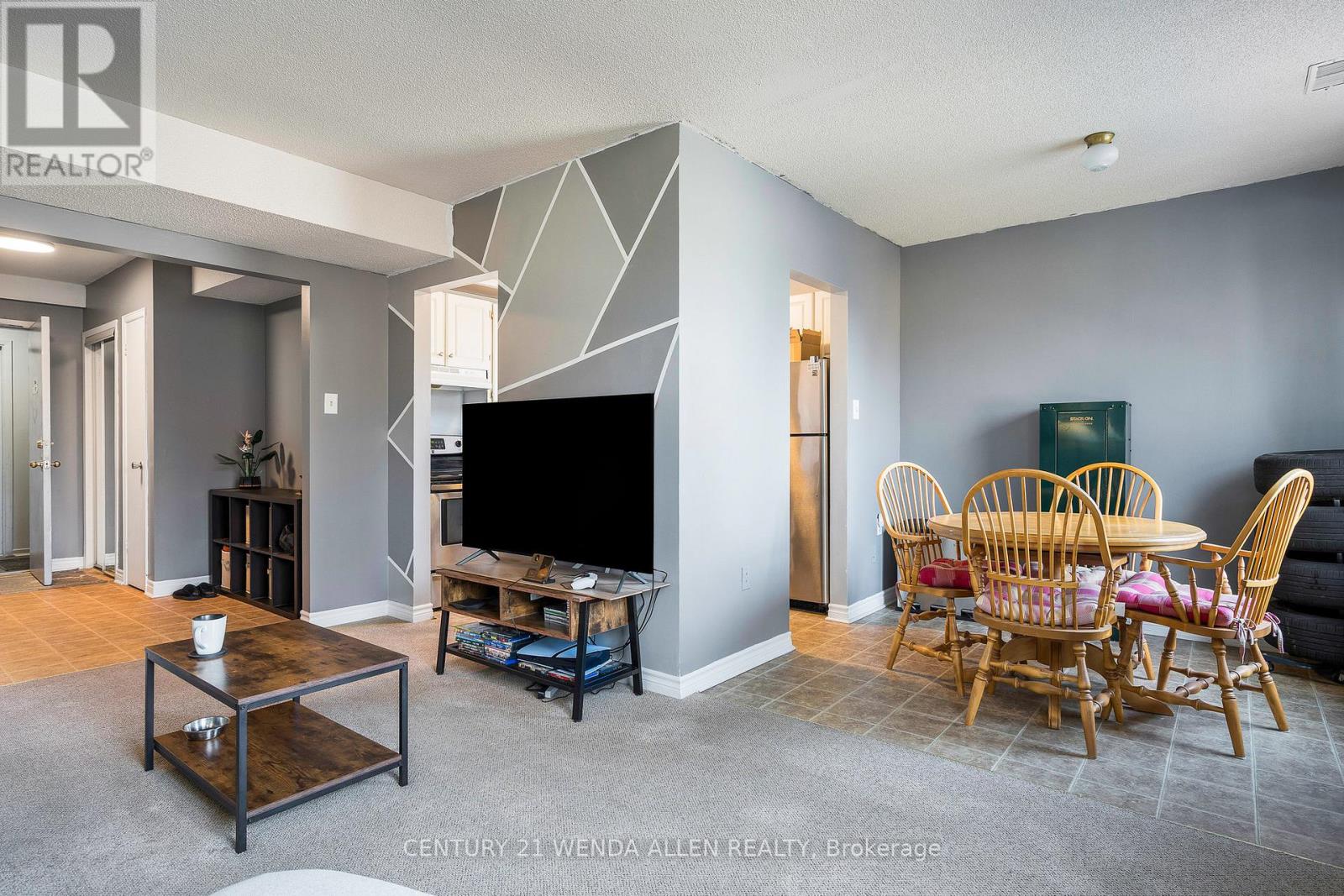 70 Victoria Street E, New Tecumseth, Ontario  L9R 1R2 - Photo 12 - N12753100