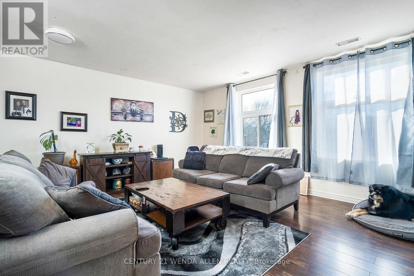 70 Victoria Street E, New Tecumseth, Ontario  L9R 1R2 - Photo 16 - N12753100