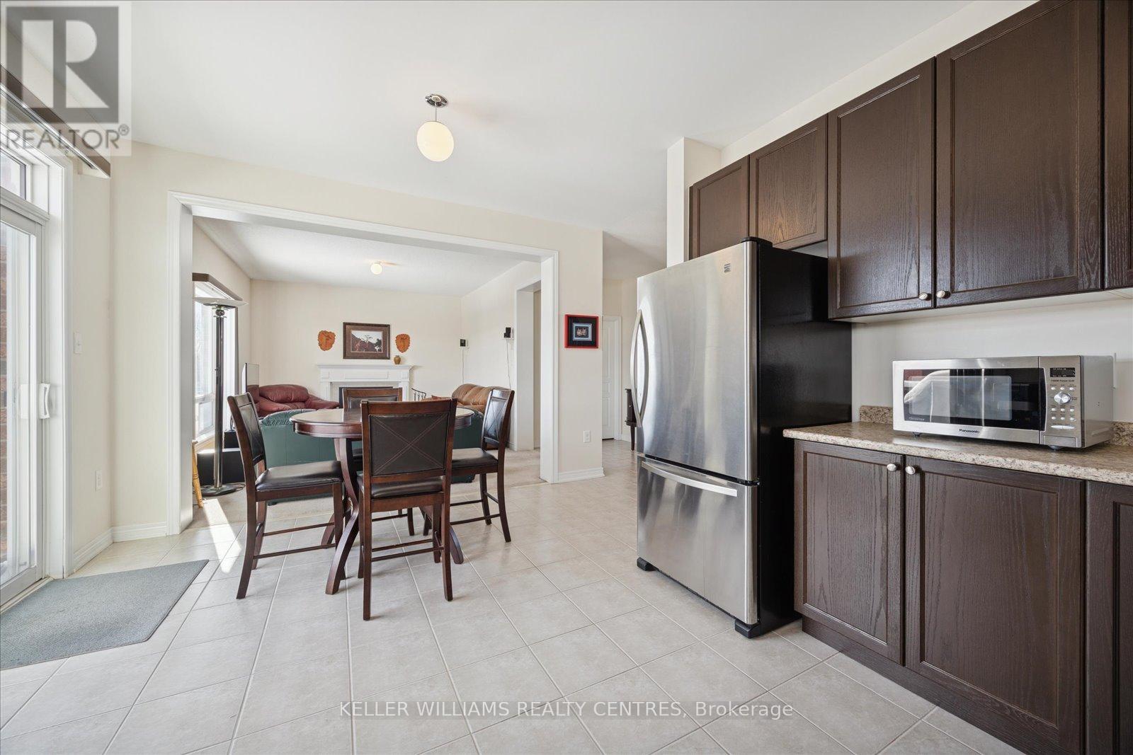 3 Bache Avenue, Georgina, Ontario  L4P 0C5 - Photo 14 - N12753156