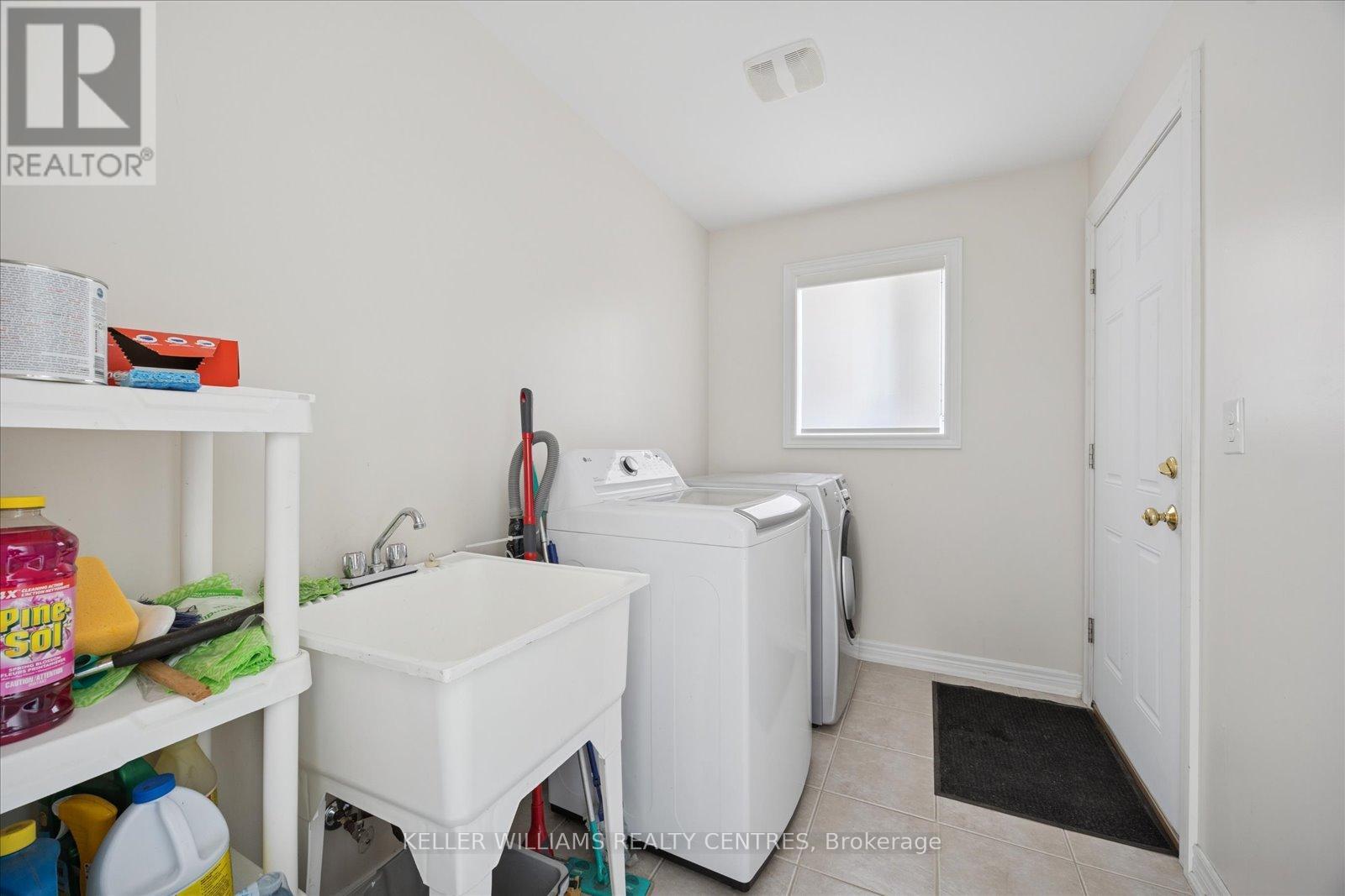 3 Bache Avenue, Georgina, Ontario  L4P 0C5 - Photo 20 - N12753156