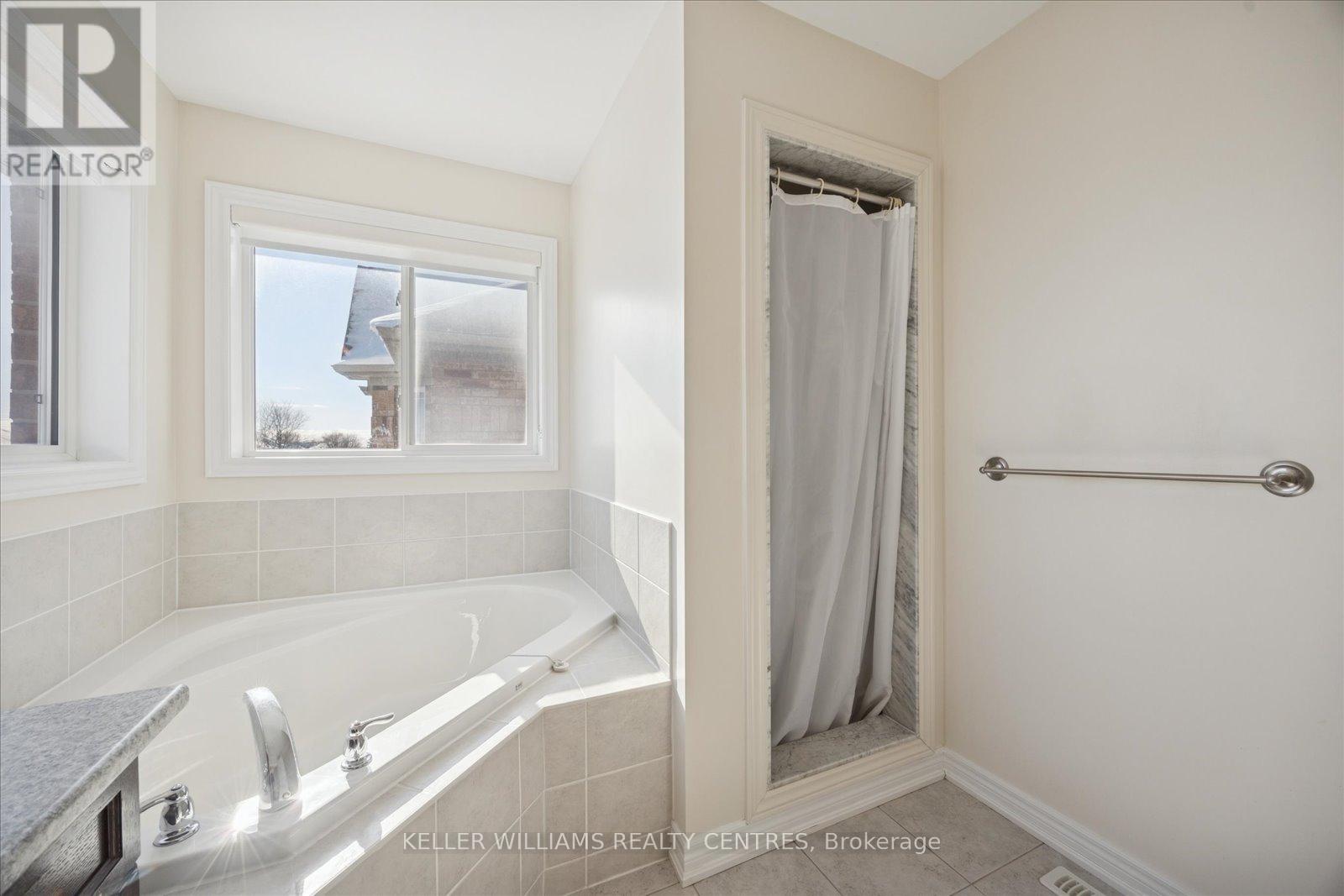 3 Bache Avenue, Georgina, Ontario  L4P 0C5 - Photo 26 - N12753156