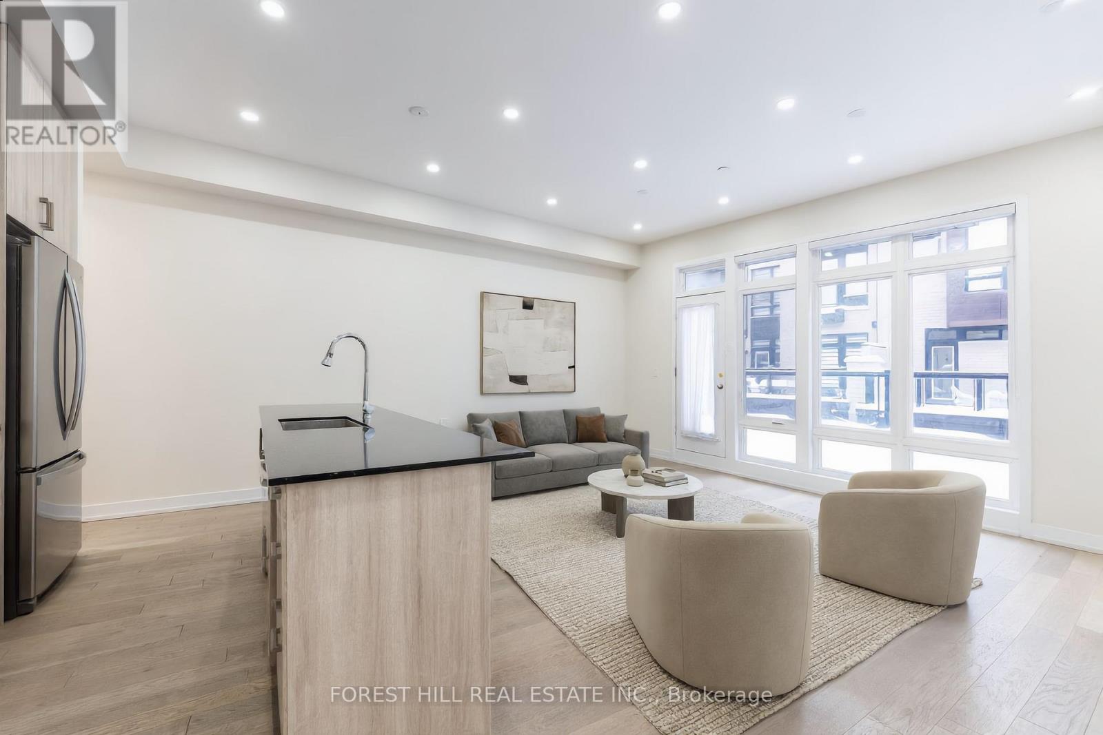 15 Ingersoll Lane, Richmond Hill, Ontario  L4E 1G9 - Photo 8 - N12753190