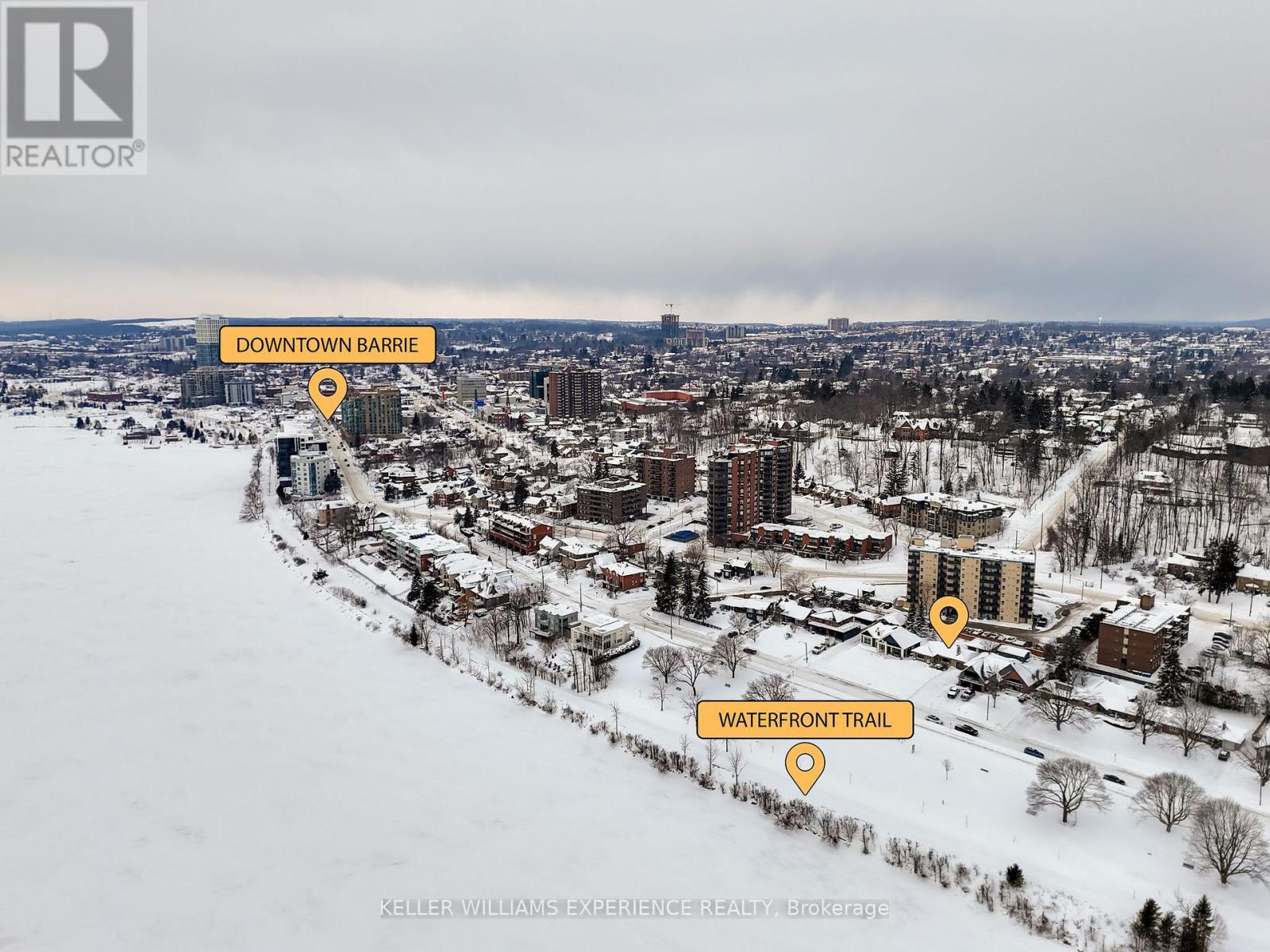 68 Kempenfelt Drive, Barrie, Ontario  L4M 1C1 - Photo 4 - S12753032