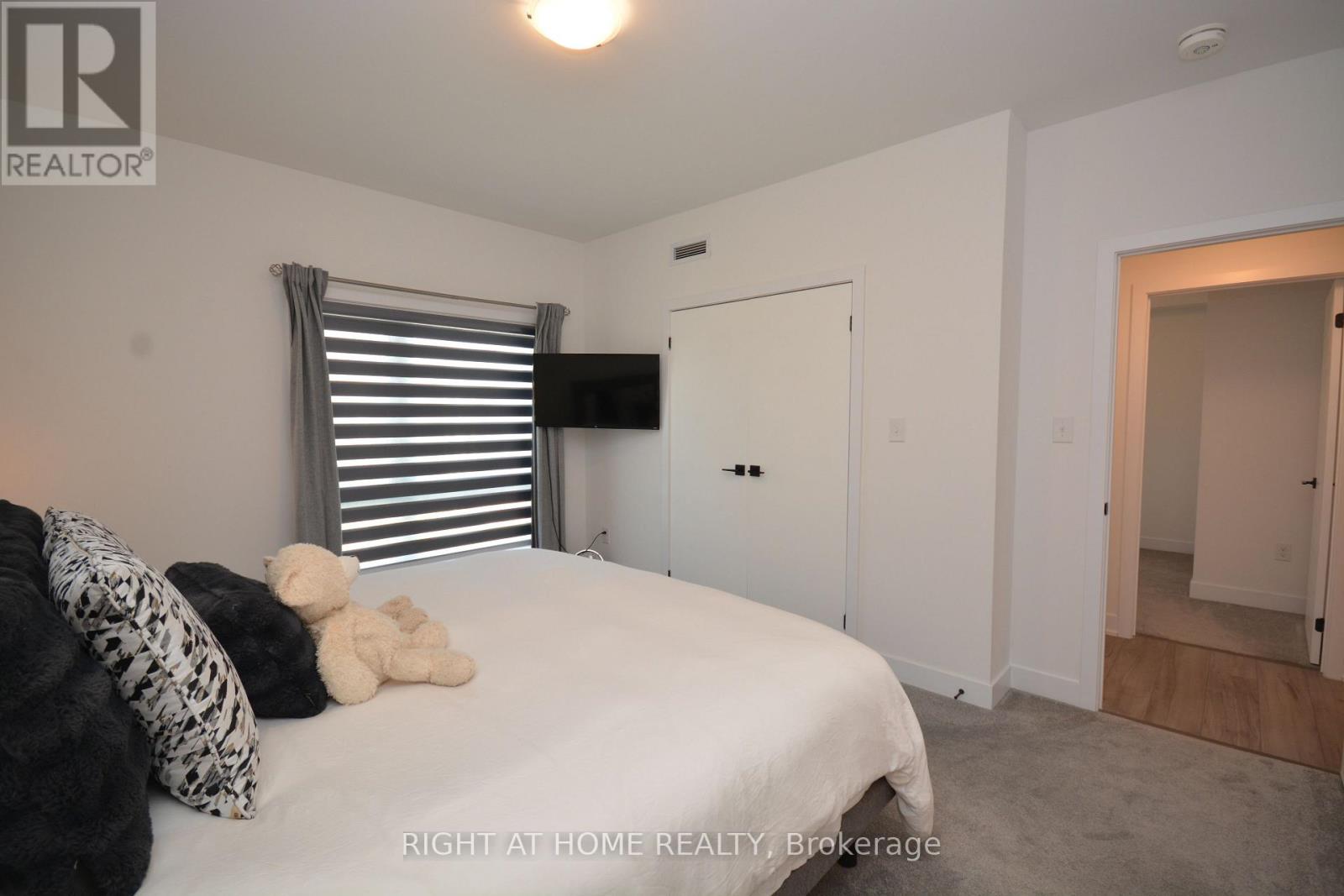 411 - 8 Culinary Lane, Barrie, Ontario  L9J 0T2 - Photo 23 - S12753098