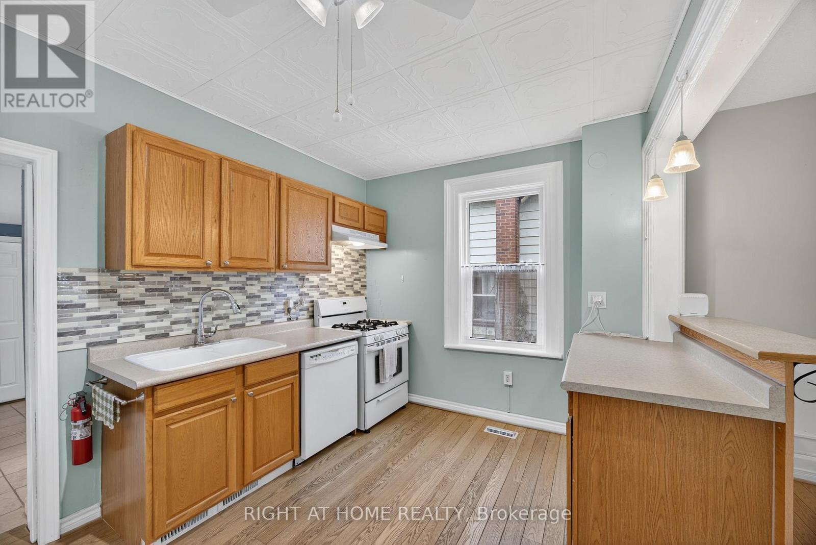 314 Queen Street, Midland, Ontario  L4R 3H4 - Photo 6 - S12753166