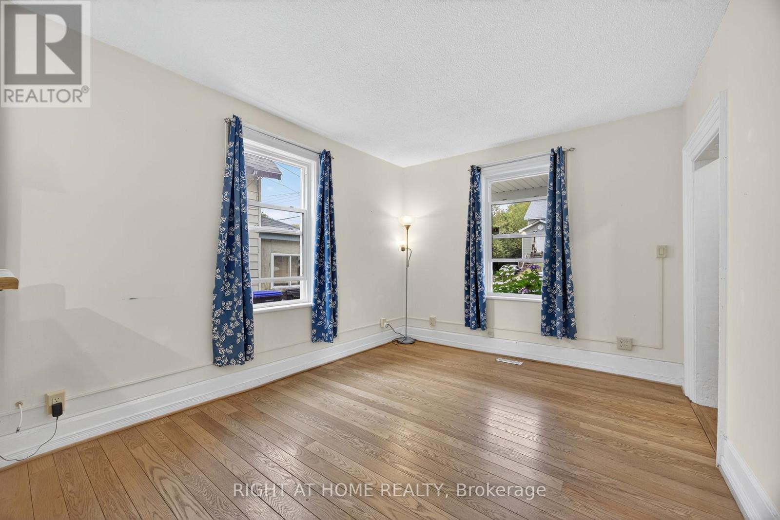 314 Queen Street, Midland, Ontario  L4R 3H4 - Photo 9 - S12753166