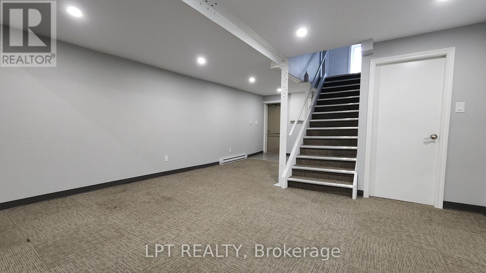 59 Collier Street, Barrie, Ontario  L4M 1G7 - Photo 16 - S12639926