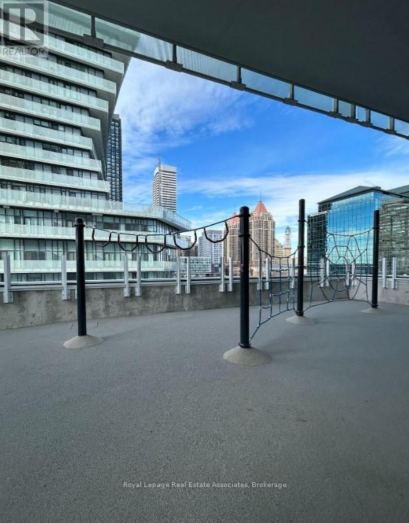 1909 - 3883 Quartz Road, Mississauga, Ontario  L5B 0M4 - Photo 24 - W12486108