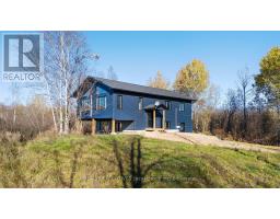 1276 HART ROAD, Callander, Ontario