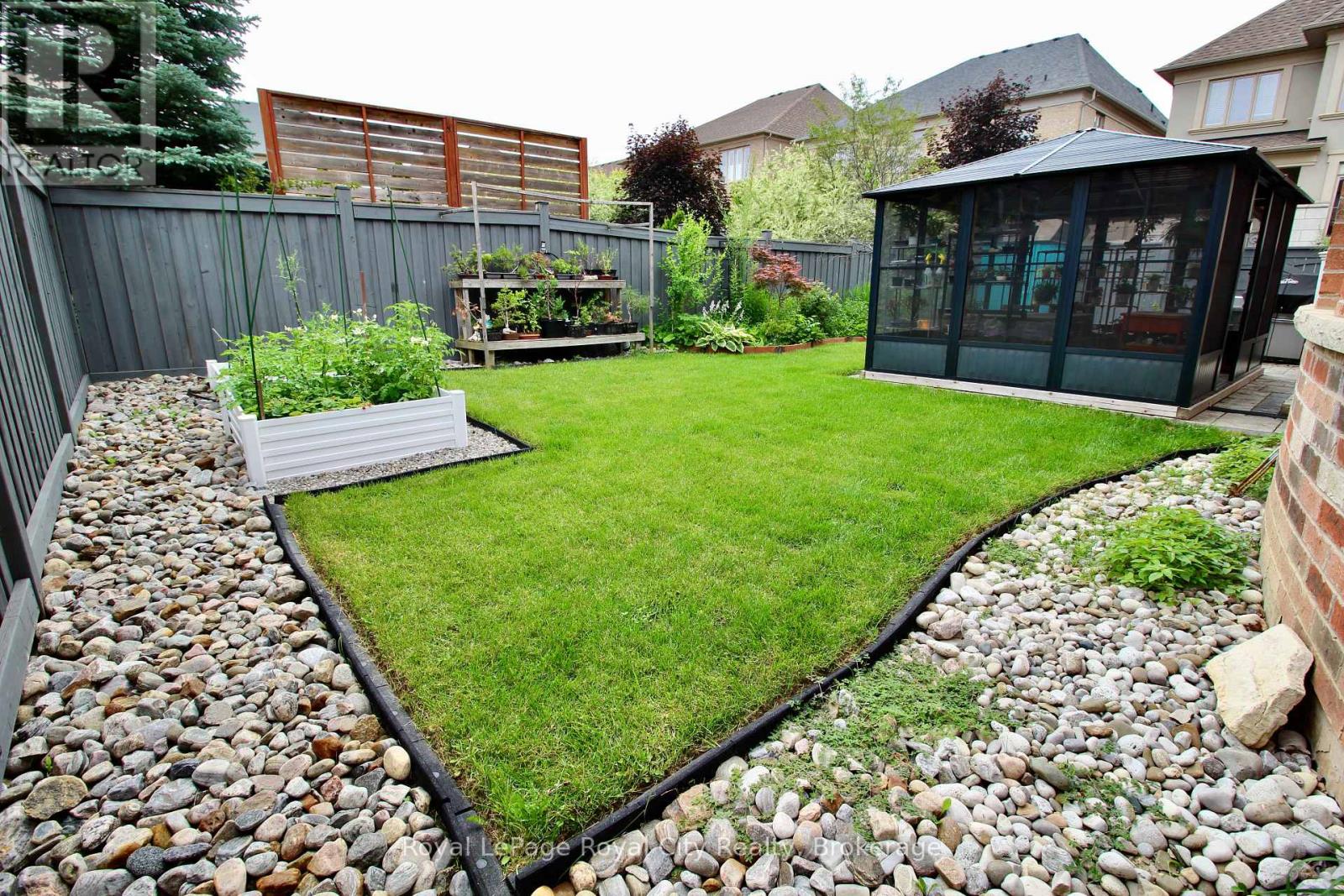 39 Dalmeny Drive, Brampton, Ontario  L6X 2Y4 - Photo 46 - W12753210