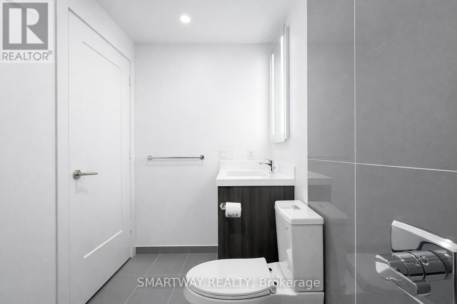 1103 - 60 Central Park Roadway, Toronto, Ontario  M9A 0E6 - Photo 12 - W12752858