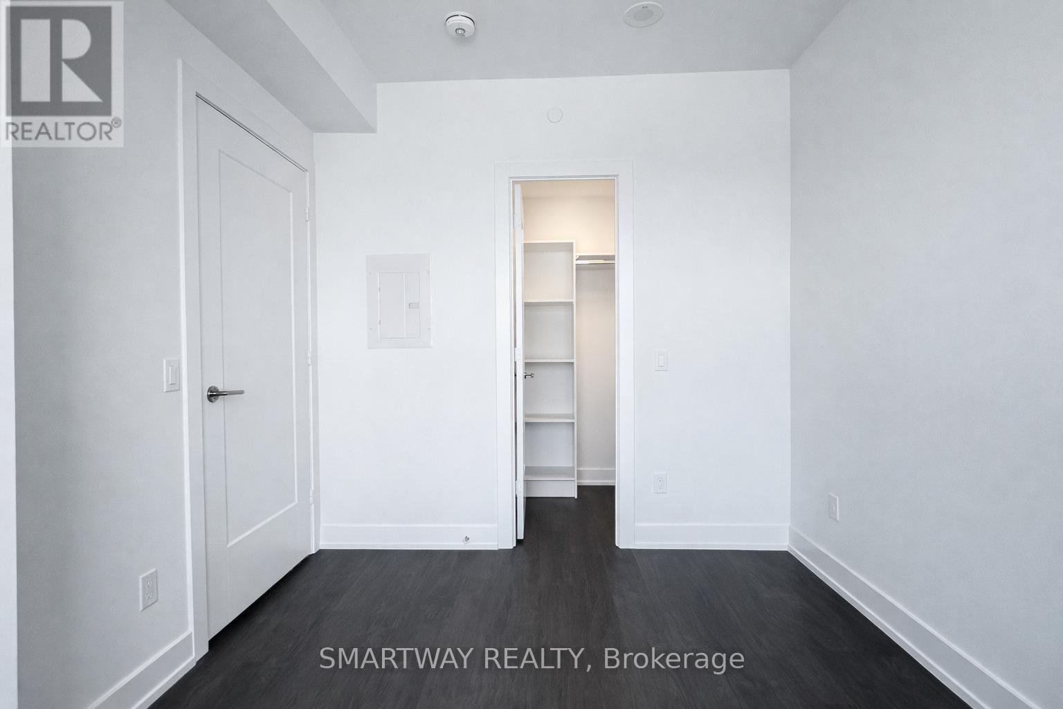 1103 - 60 Central Park Roadway, Toronto, Ontario  M9A 0E6 - Photo 20 - W12752858