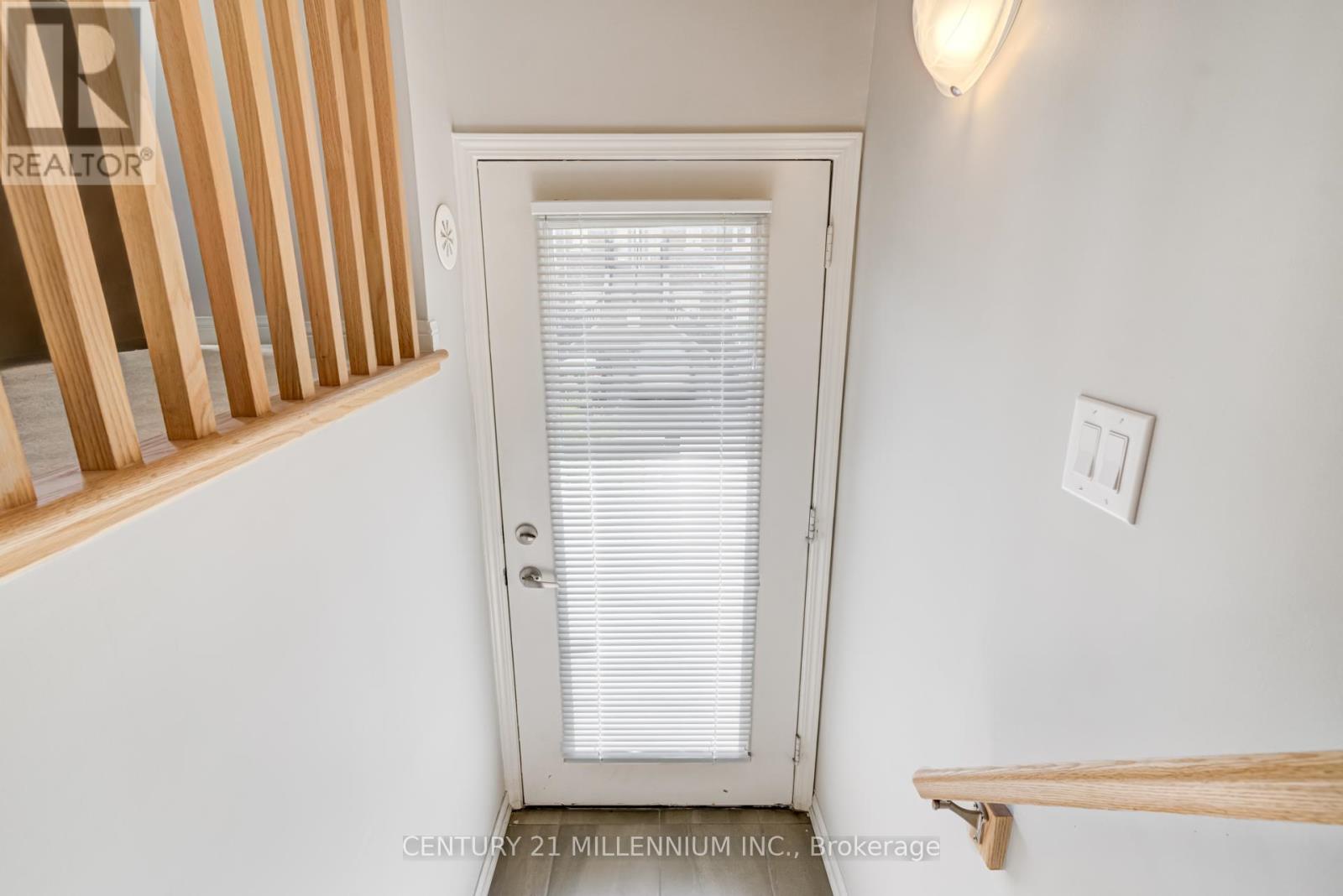 244 - 250 Sunny Meadow Boulevard, Brampton, Ontario  L6R 3Y7 - Photo 6 - W12752870