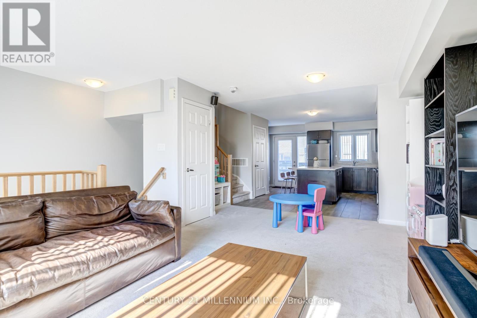 244 - 250 Sunny Meadow Boulevard, Brampton, Ontario  L6R 3Y7 - Photo 8 - W12752870