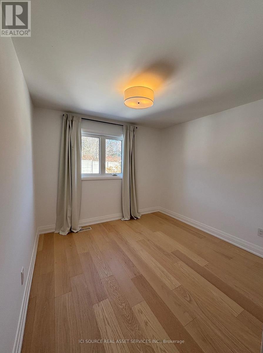 851 Sweetwater Crescent, Mississauga (Lorne Park), Ontario  L5H 4A7 - Photo 15 - W12752884