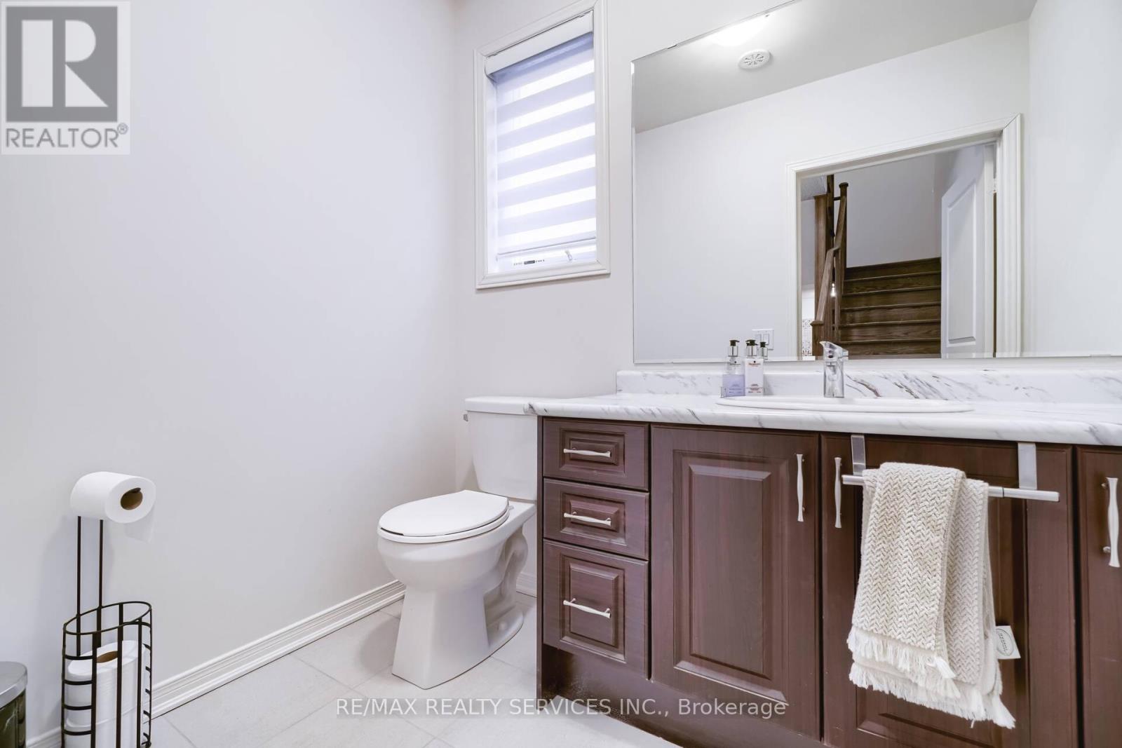 17 Lowes Hill Circle, Caledon, Ontario  L7C 4H5 - Photo 15 - W12752996