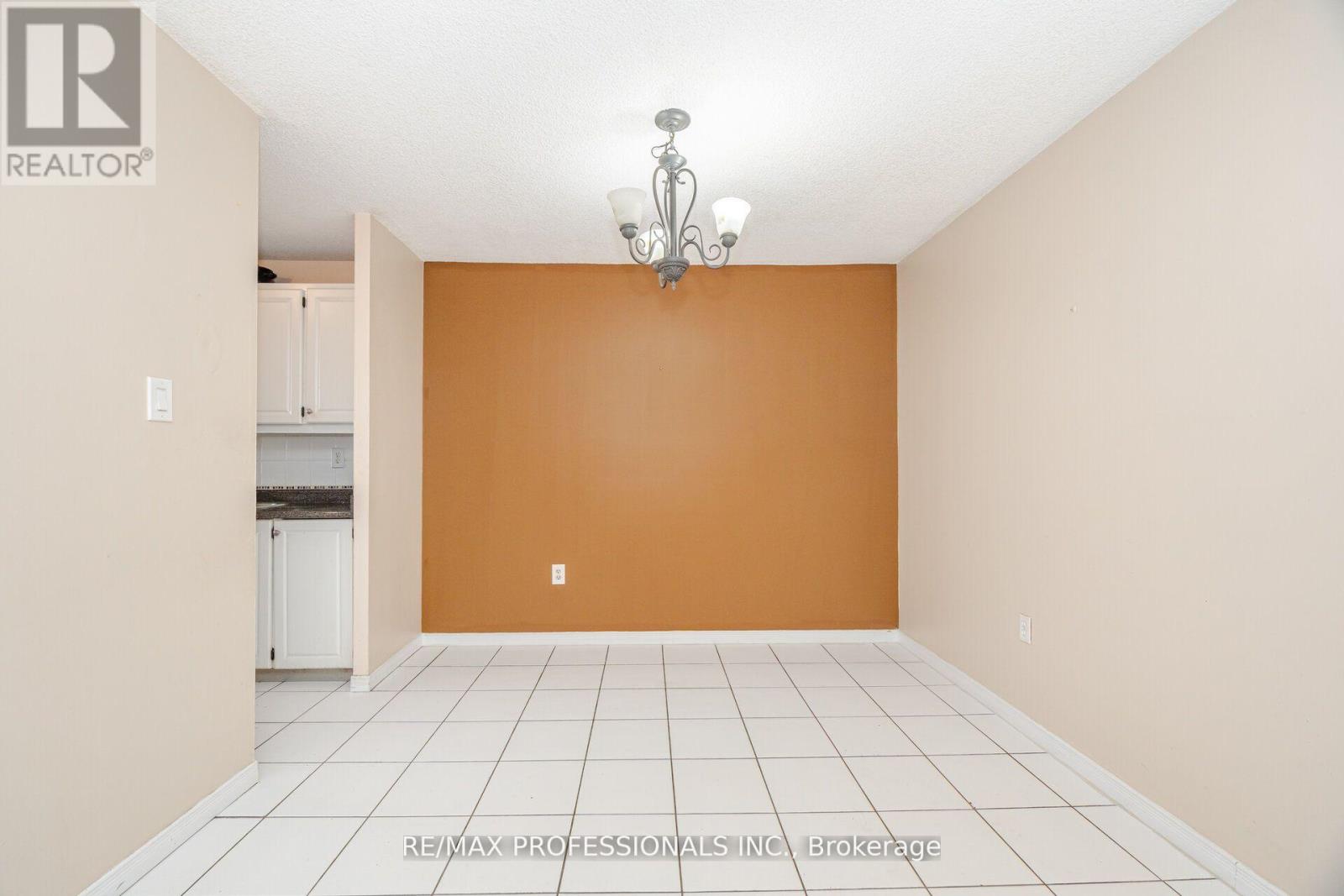 1109 - 4 Kings Cross Road, Brampton, Ontario  L6T 3X8 - Photo 13 - W12752998