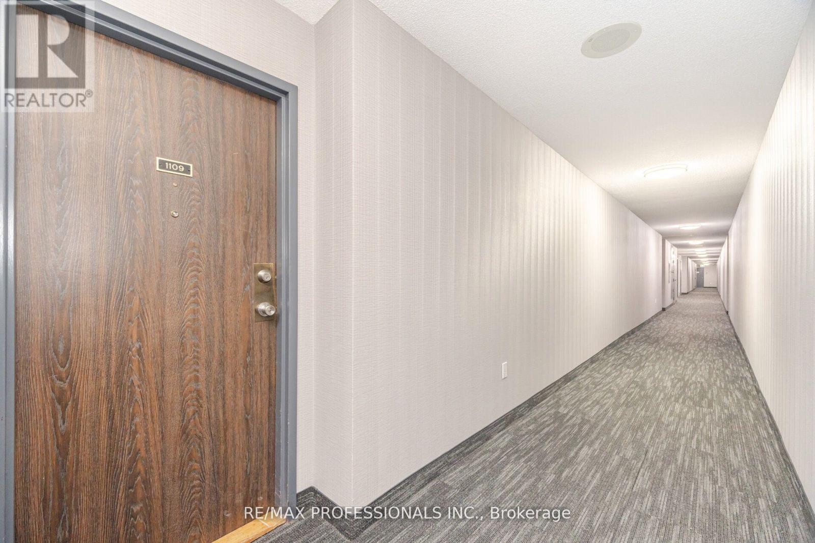 1109 - 4 Kings Cross Road, Brampton, Ontario  L6T 3X8 - Photo 6 - W12752998