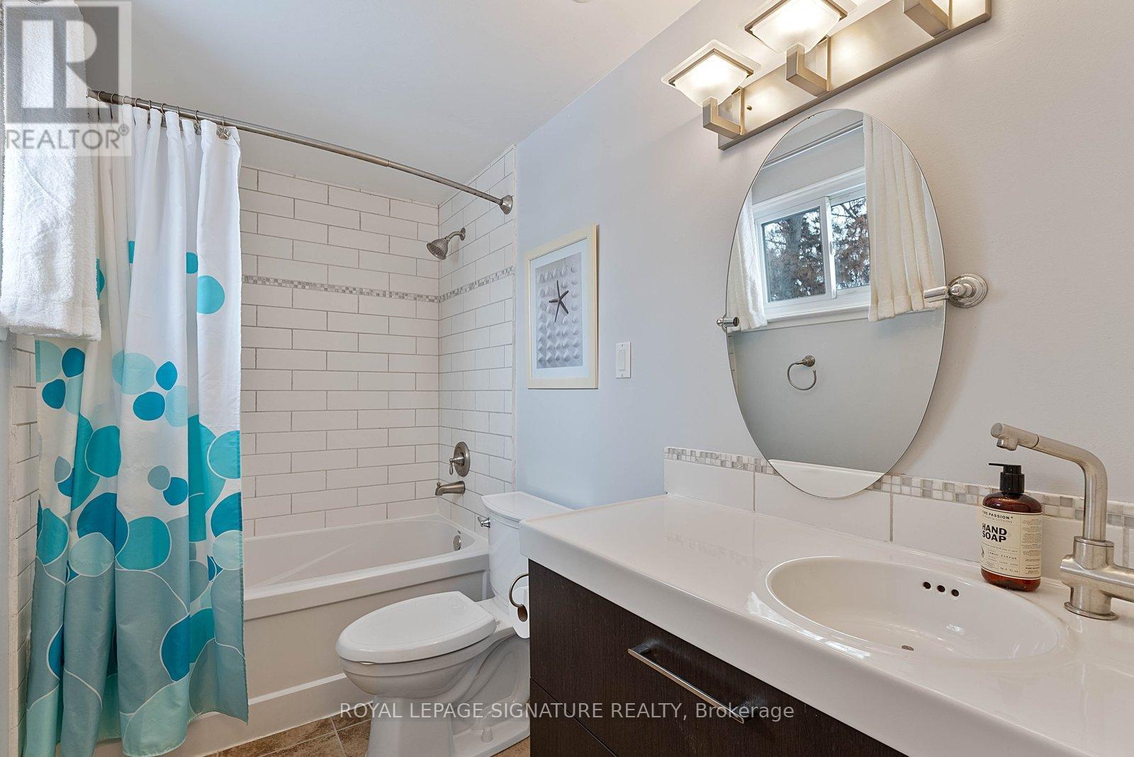 11 Golf View Drive, Brampton, Ontario  L6W 1A4 - Photo 28 - W12753016