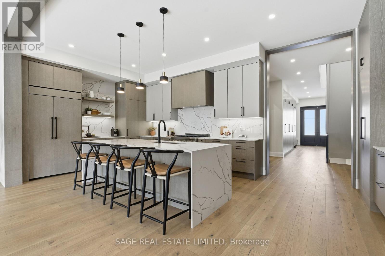 10 Brant Avenue, Mississauga, Ontario  L5G 3N8 - Photo 7 - W12753040