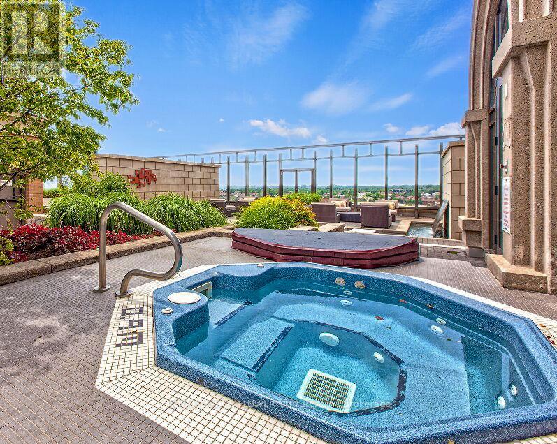 909 - 385 Prince Of Wales Dr Drive W, Mississauga, Ontario  L5B 0C6 - Photo 40 - W12753094