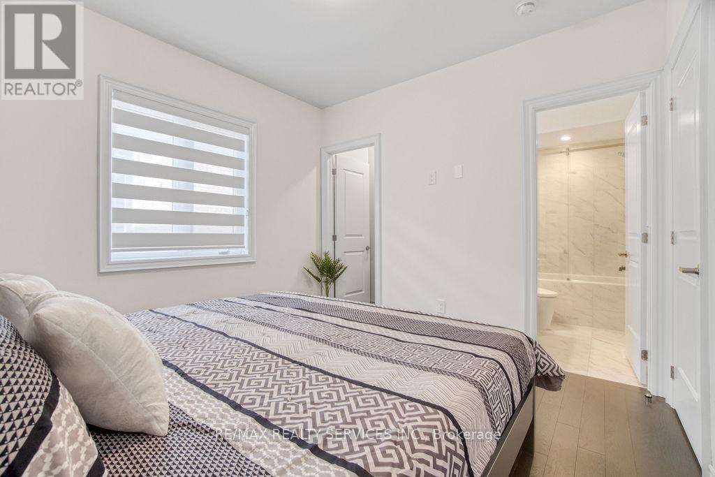 1252 Queens Plate Road, Oakville, Ontario  L6M 5M2 - Photo 30 - W12753134