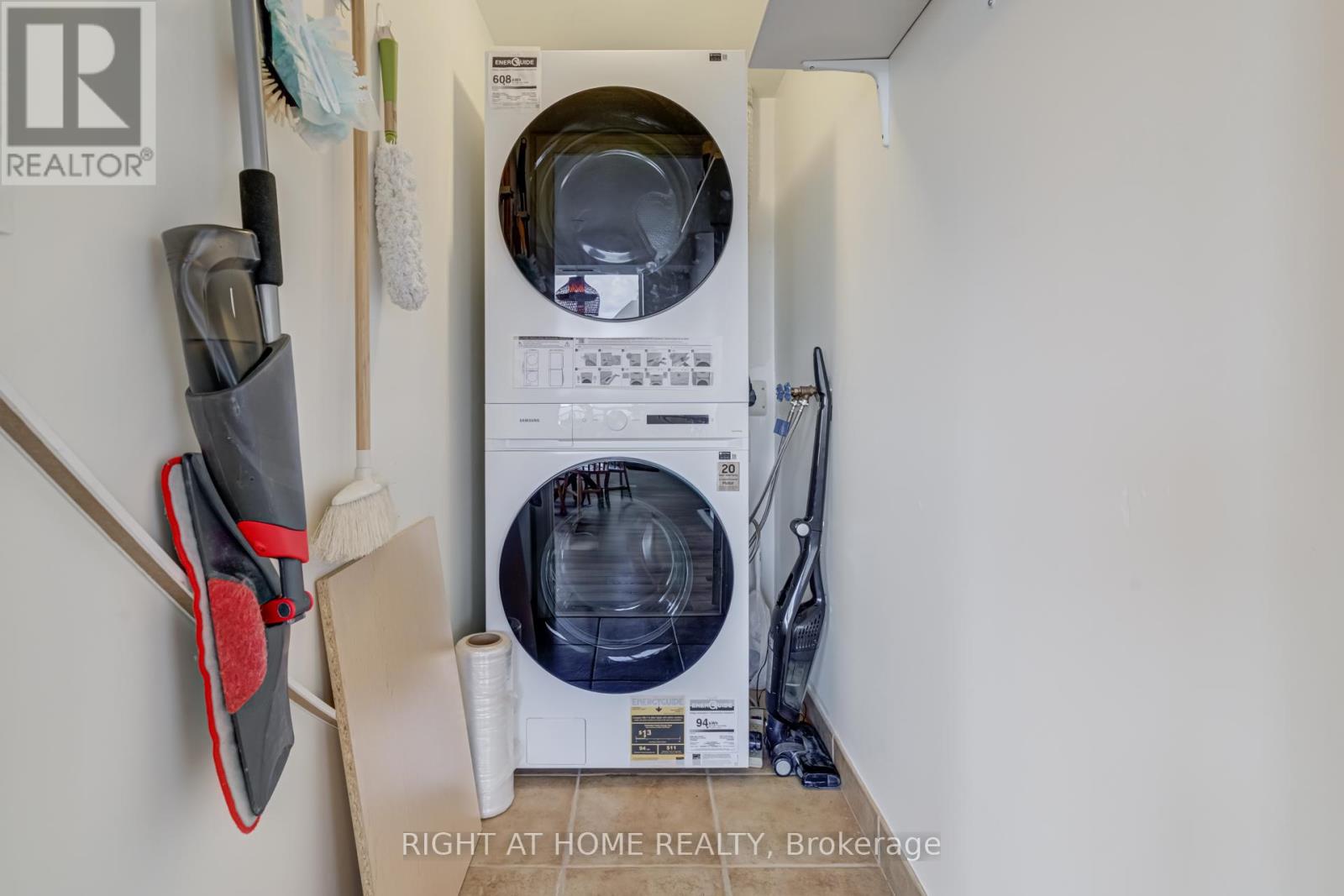 2412 - 310 Burnhamthorpe Road W, Mississauga, Ontario  L5B 4P9 - Photo 23 - W12753136