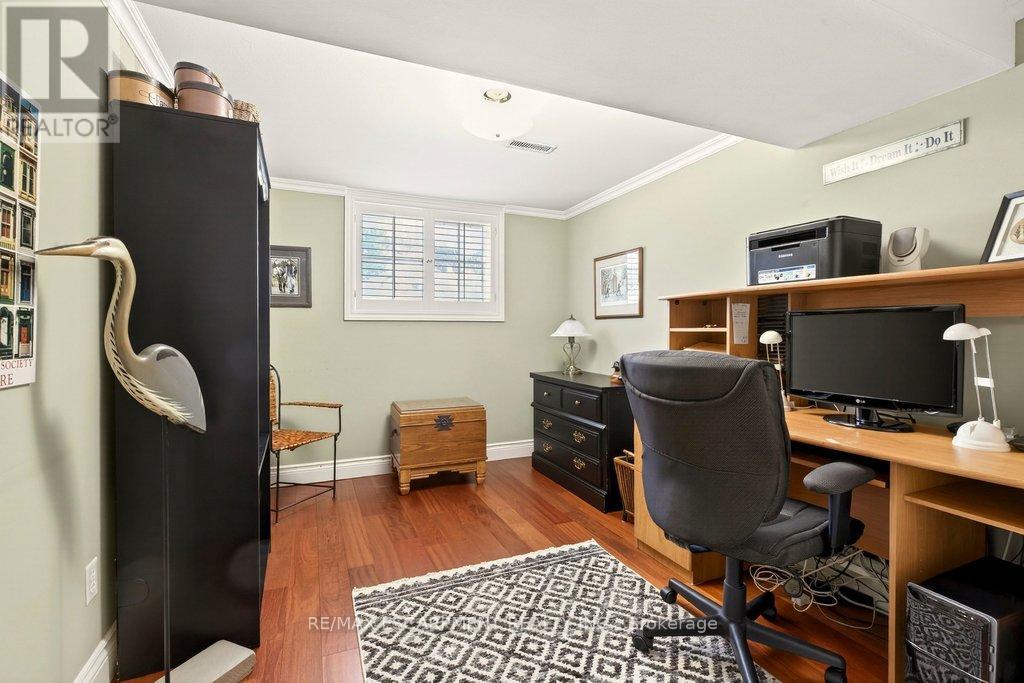 4017 Kingston Court, Burlington, Ontario  L7L 4Y4 - Photo 34 - W12753172