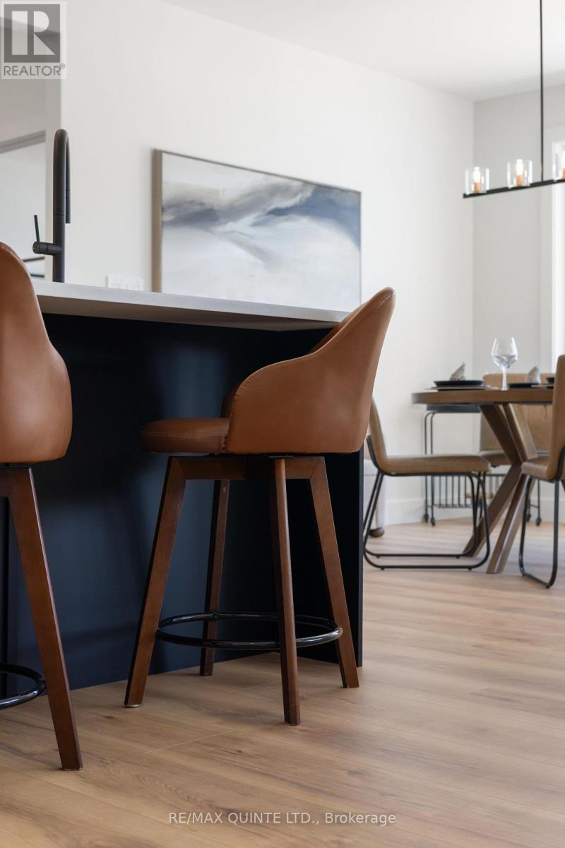 8 Deerview Drive, Quinte West, Ontario  K8V 0L8 - Photo 21 - X12753292