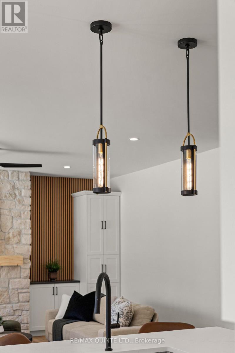 8 Deerview Drive, Quinte West, Ontario  K8V 0L8 - Photo 23 - X12753292