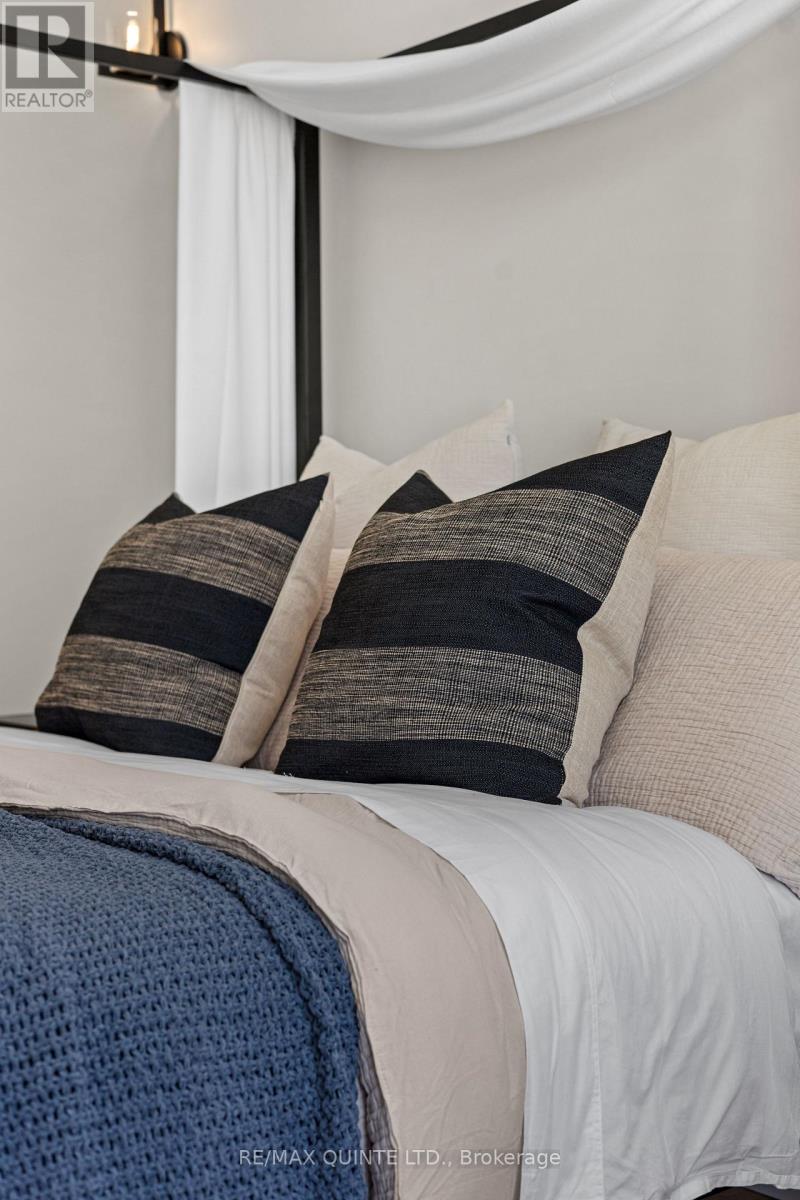 8 Deerview Drive, Quinte West, Ontario  K8V 0L8 - Photo 36 - X12753292