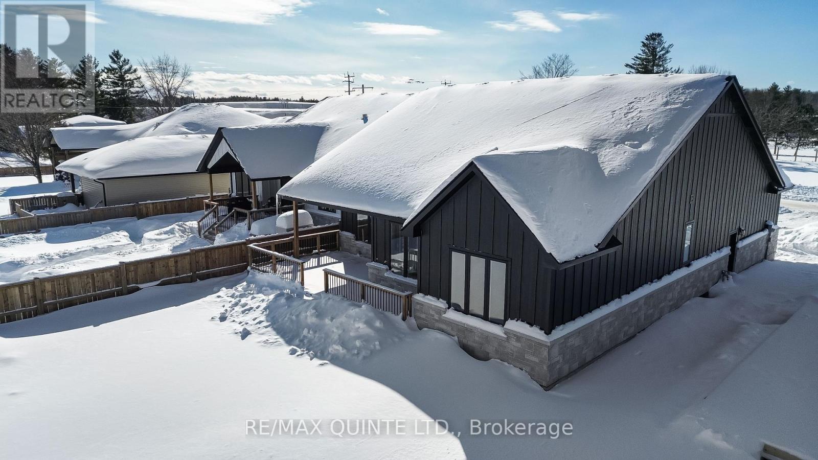 8 Deerview Drive, Quinte West, Ontario  K8V 0L8 - Photo 5 - X12753292