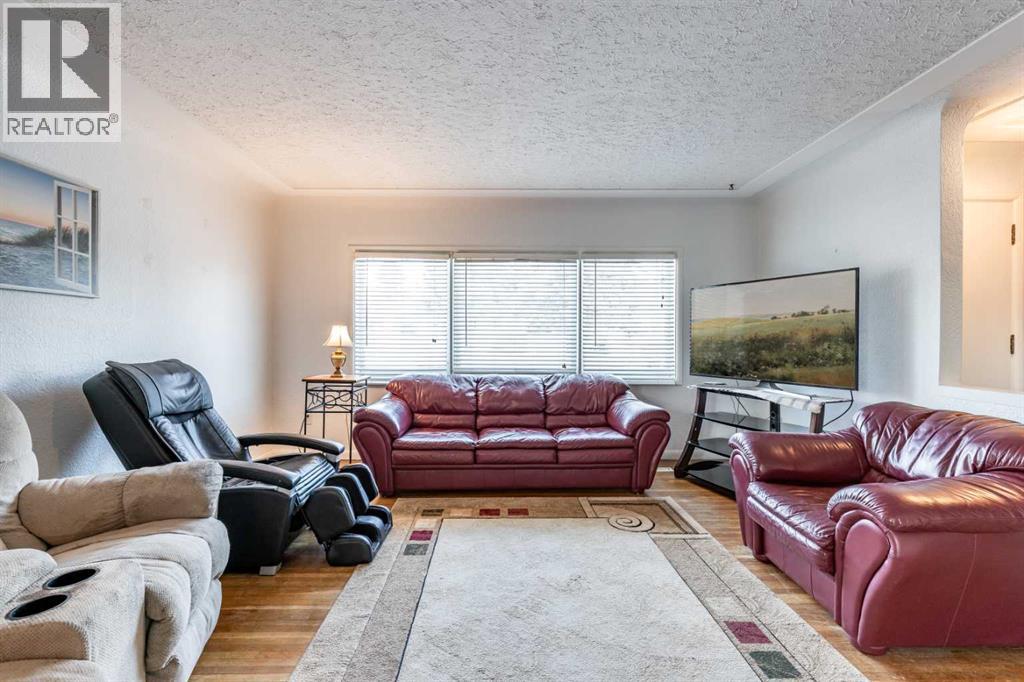 443 11 Street Sw, Medicine Hat, Alberta  T1A 4S8 - Photo 7 - A2278216