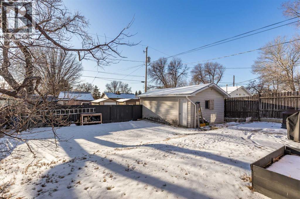 443 11 Street Sw, Medicine Hat, Alberta  T1A 4S8 - Photo 30 - A2278216