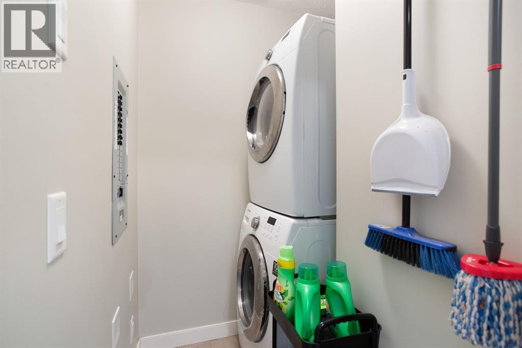 2203, 604 East Lake Boulevard Ne, Airdrie, Alberta  T4A 0G6 - Photo 19 - A2273748