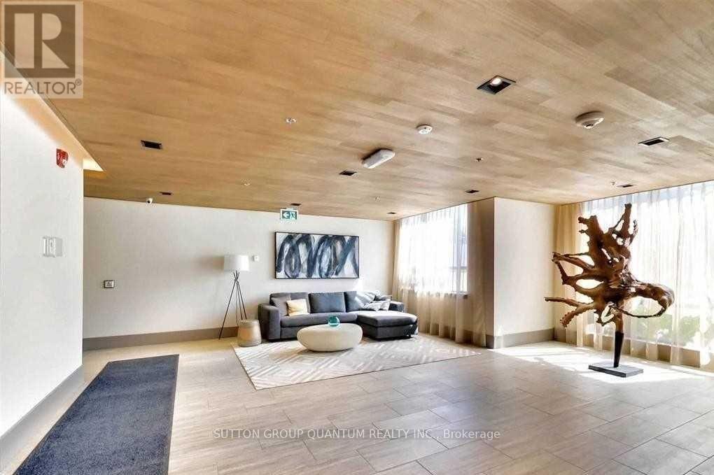 415 - 10 Esplanade Lane, Grimsby, Ontario  L3M 0H1 - Photo 2 - X12752924