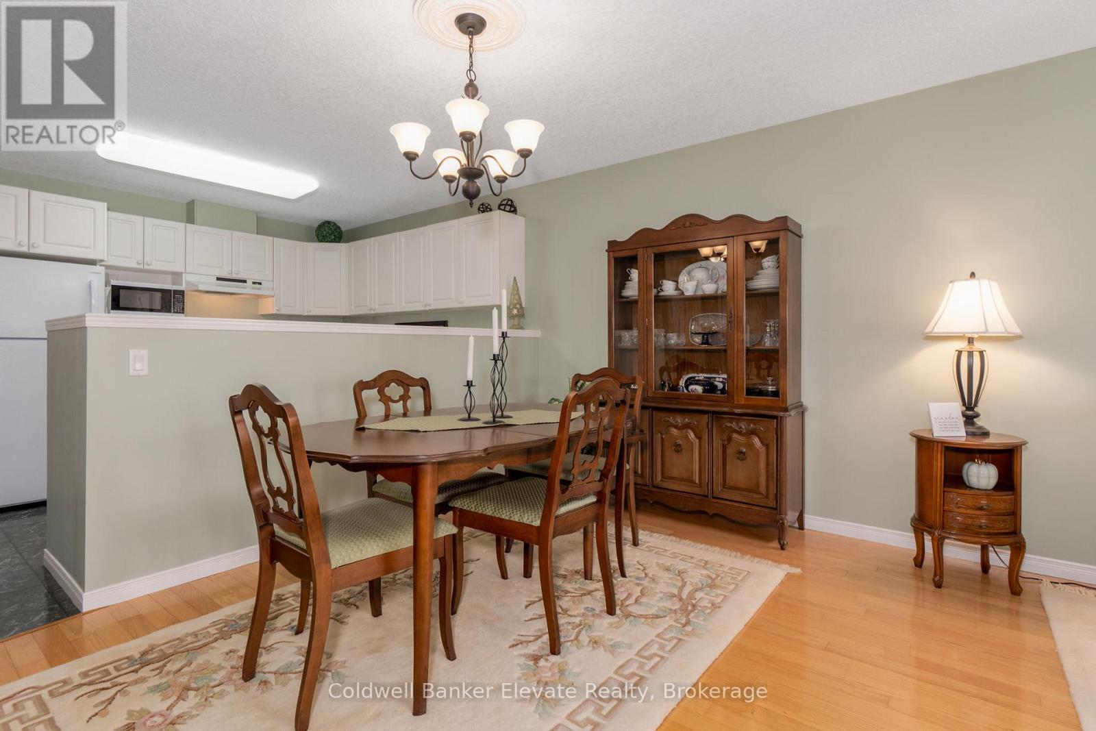 36 - 2705 Kingsway Drive, Kitchener, Ontario  N2C 2T2 - Photo 9 - X12752950