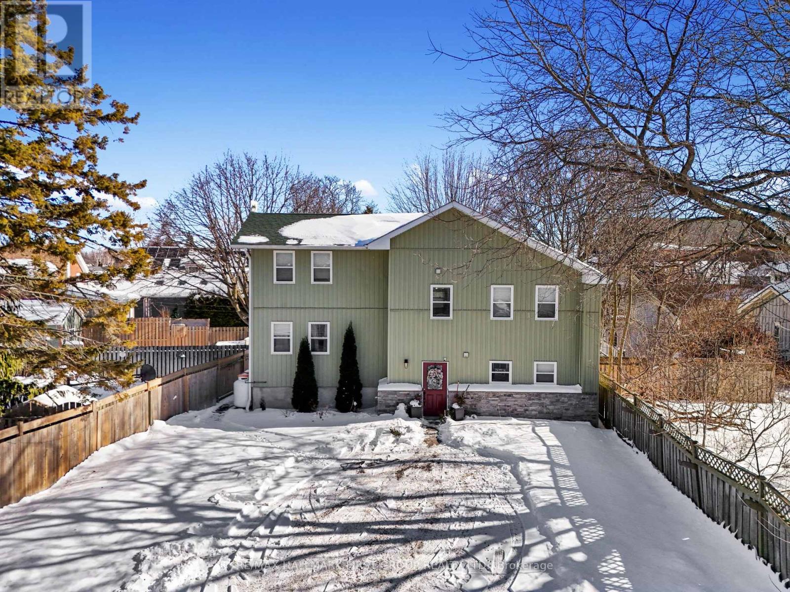 254 ST ANDREWS LANE, Cobourg, Ontario