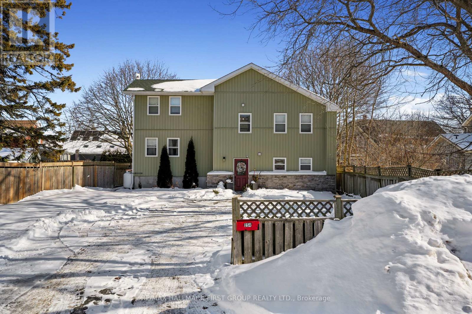 254 St Andrews Lane, Cobourg, Ontario  K9A 3G6 - Photo 2 - X12753028