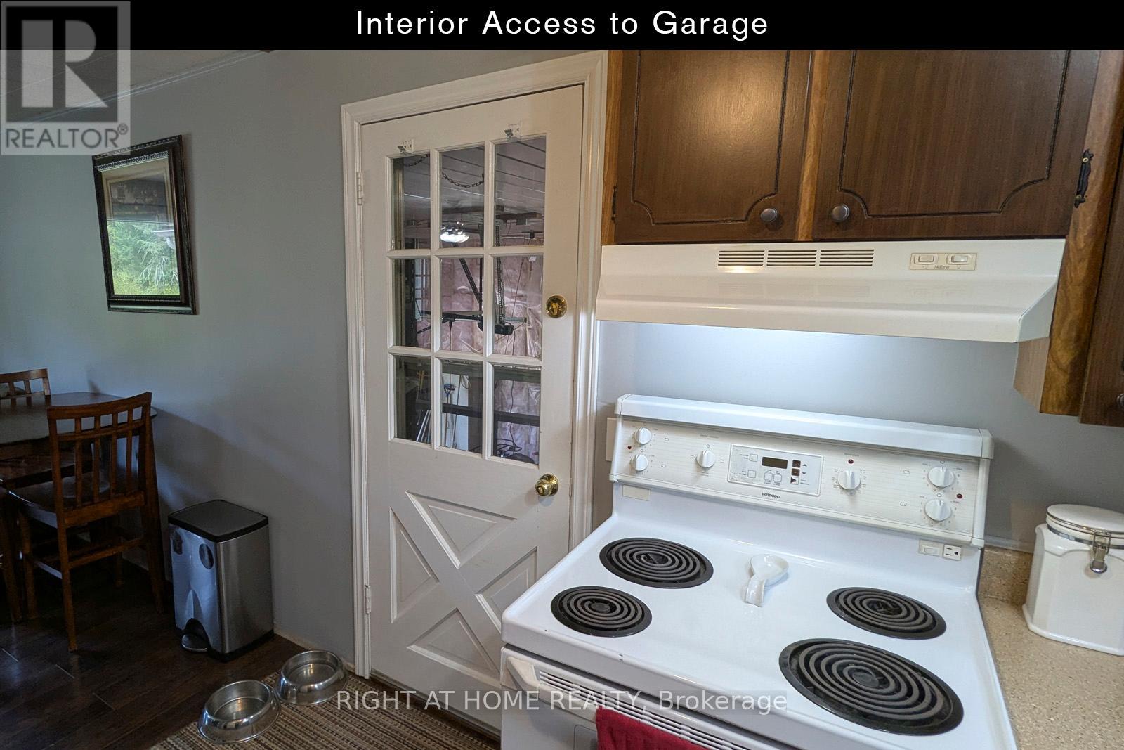 524 Balsam Chutes Road, Huntsville, Ontario  P0B 1L0 - Photo 17 - X12753044