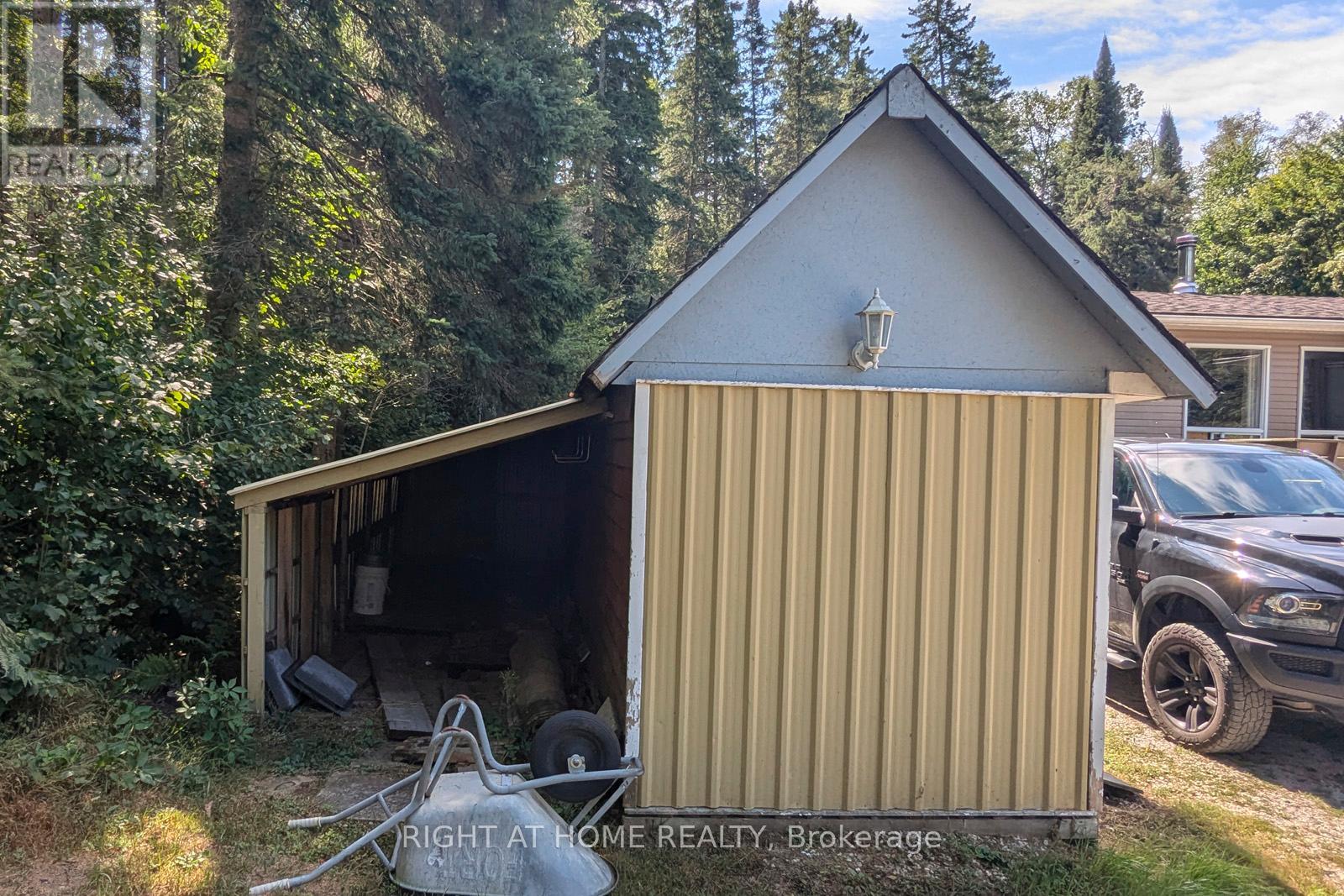 524 Balsam Chutes Road, Huntsville, Ontario  P0B 1L0 - Photo 32 - X12753044