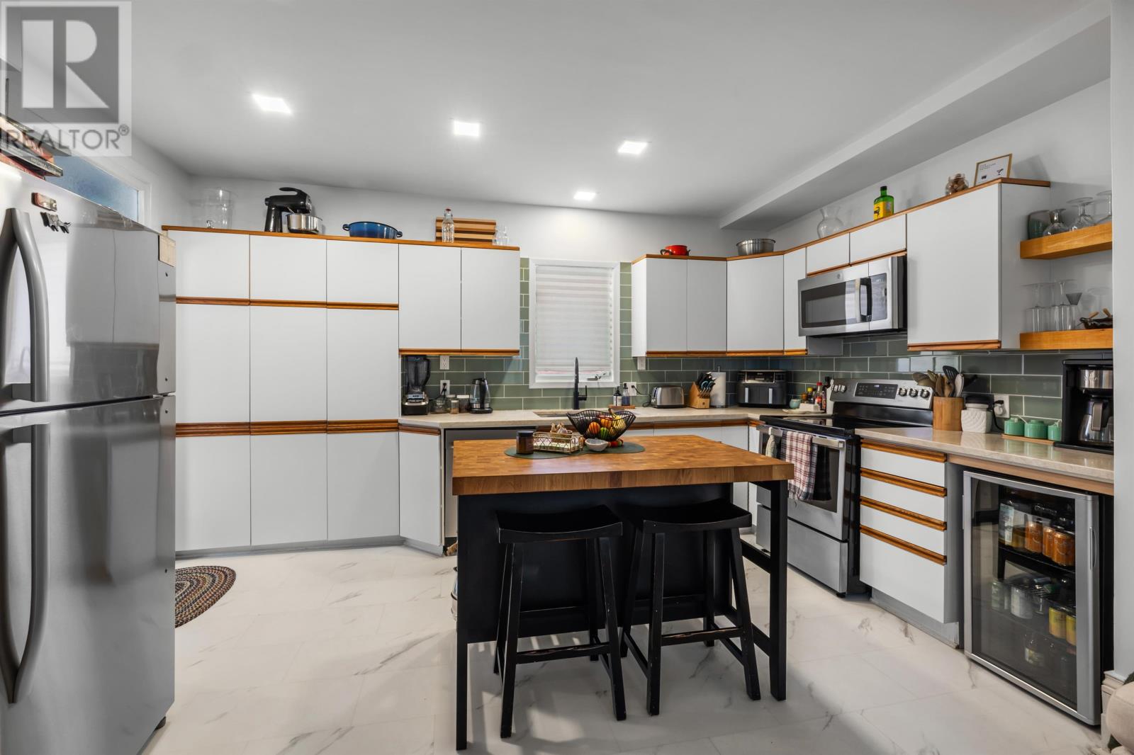 67 Hillsborough Street, Charlottetown, Prince Edward Island C1A 4W3 - Photo 10 - 202602002